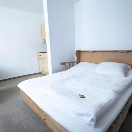 Jaegerhof Hotel *